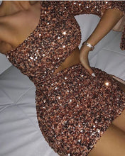 Load image into Gallery viewer, Short Homecoming Dress 2023 One-shoulder Sequin Hollow Sparkly