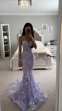 Load image into Gallery viewer, Purple Prom Dress 2024 Strapless Lace Appliques Horsehair