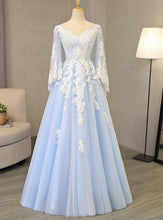 Load image into Gallery viewer, Light Blue Prom Dress 2024 V Neck Long Sleeves Tulle Lace Appliques