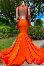 Load image into Gallery viewer, Mermaid/Trumpet Prom Dress 2023 Plunging Neck Sleeveless Satin with Ruffles
