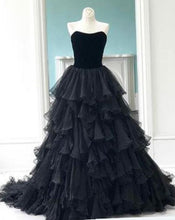 Load image into Gallery viewer, Prom Dress 2022 Black Velvet Top Tulle Tier Skirt