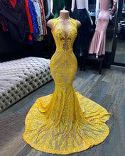 Load image into Gallery viewer, Mermaid/Trumpet Prom Dress 2023 Sexy Plunging Neck Sleeveless Lace See-Through