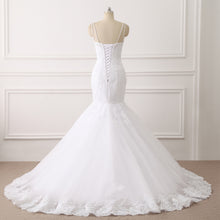 Load image into Gallery viewer, Mermaid/Trumpet Wedding Dresses V Neck Sleeveless Chapel Train Tulle Vintage with Appliques 2021