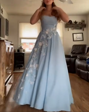 Load image into Gallery viewer, Floral Prom Dress 2023 Strapless with Pleats Corset Back