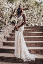 Load image into Gallery viewer, Spaghetti Straps Wedding Dress Mermaid Ivory Lace