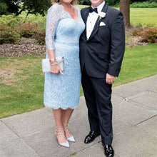 Load image into Gallery viewer, Tea length Blue Mother of the Bride Dresses 2021 V Neck Lace Beach Elegant