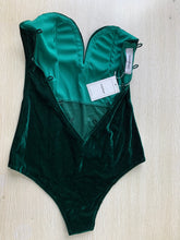 Load image into Gallery viewer, Saqulopr Bodysuit Halloween Emerald Green Velvet Leotard Corset Back