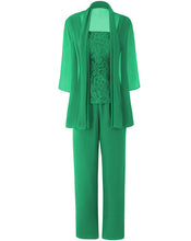 Load image into Gallery viewer, Three Pieces Mother Of The Bride Pantsuits Lace Top 3/4 Sleeves  Chiffon Illusion Short Outfit Womens Dress Plus Size