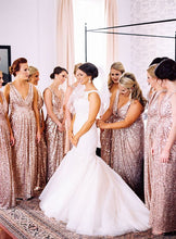 Load image into Gallery viewer, Rose Gold Sequin Bridesmaid Dress V-neck V-back Long Wedding Party Dress