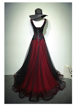 Load image into Gallery viewer, Black Lace Tulle Prom Dress 2025 Corset Back with Red Lining