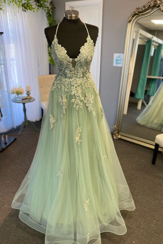 Sage Green Prom Dress 2024 Halter Neck Lace Appliques Tulle