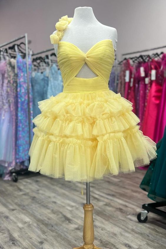 Yellow Homecoming Dress 2024 Flower Strap