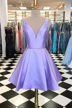 Load image into Gallery viewer, Lilac Homecoming Dress 2023 Short V Neck Sleeveless Satin