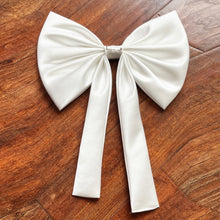 Load image into Gallery viewer, Detachable Bow for Wedding Dress Satin with Tail