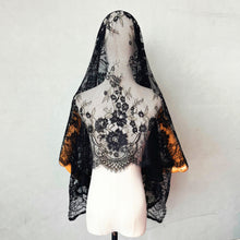 Load image into Gallery viewer, Vintage Infinity Shape Veil Head Covering for Wedding Halloween