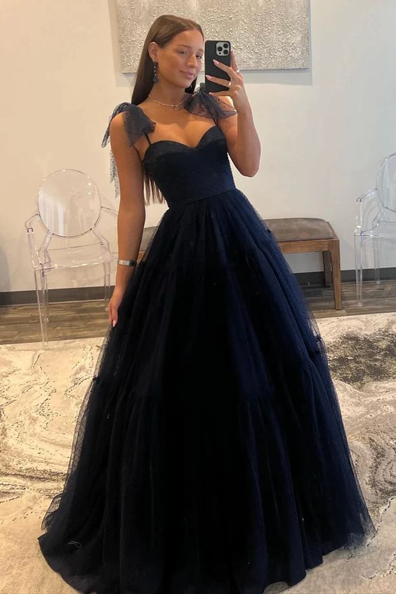 Navy Blue Prom Dress 2024 Spaghetti Straps Tulle Puffy