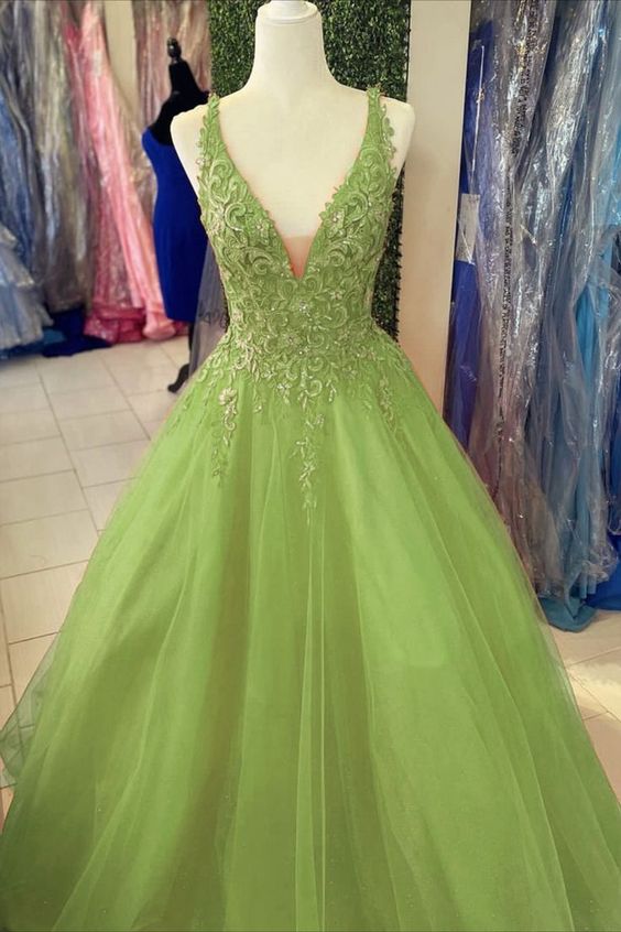 Sage Green Prom Dress 2024 V Neck Lace Appliques Tulle – AnnaCustomDress