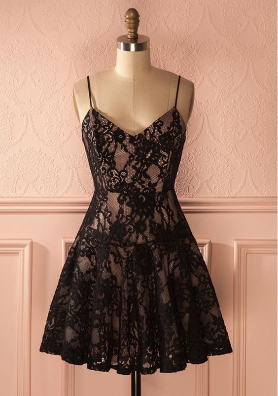 Elegant Homecoming Dress 2023 Short Lace Spaghetti Straps with Pleats