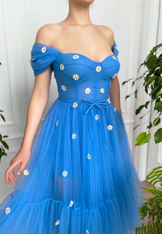 floral blue homecoming dress Blue Homecoming Dress 2023 Short Floral Off the Shoulder Tulle with Sl –  AnnaCustomDress