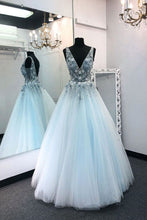 Load image into Gallery viewer, Blue Prom Dress 2024 V Neck Sleeveless Tulle with Appliques
