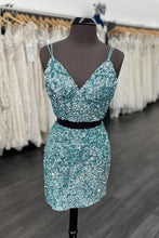 Load image into Gallery viewer, Short Homecoming Dress 2023 Tight Two Piece Spaghetti Straps Sequin Sparkly