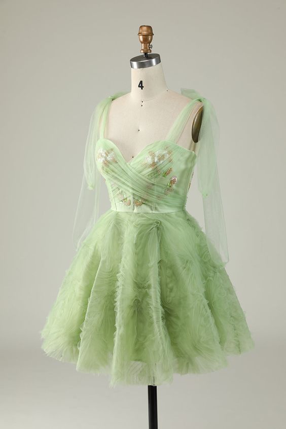 Green Prom Dress 2024 Short Straps V Neck Tulle