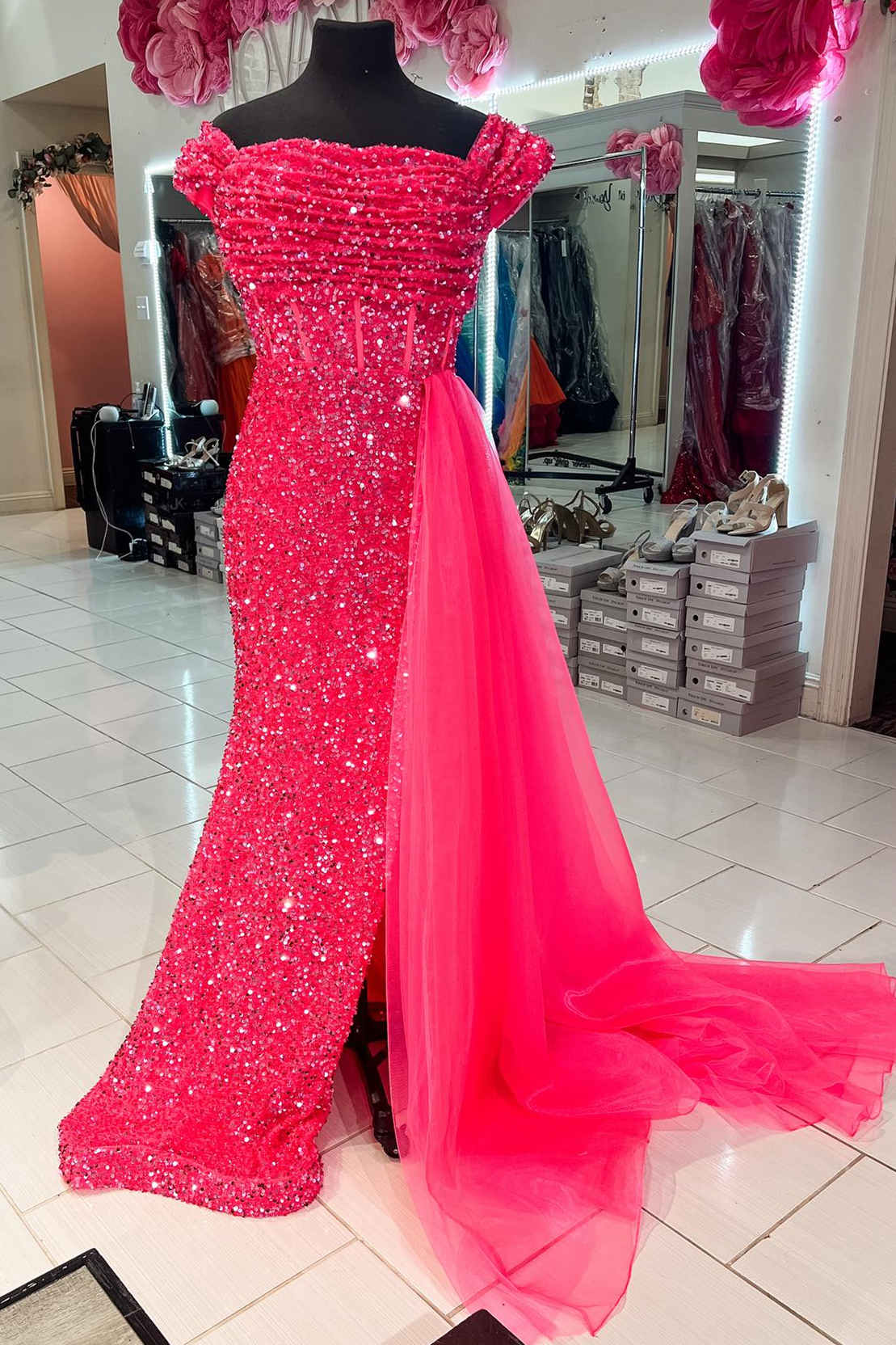strapless open back dress Hot Pink Sequin Lace V-Neck Trumpet Long Prom Dress – Modsele