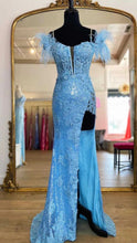 Load image into Gallery viewer, Blue Prom Dress 2024 Spaghetti Straps Lace Appliques High Split