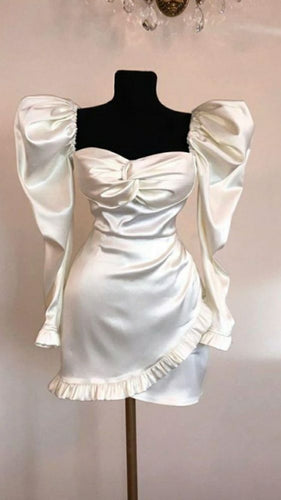Black Girl Homecoming Dress 2023 Short Sweetheart Satin with Long Puffy Sleeves