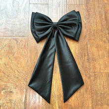 Load image into Gallery viewer, Detachable Bow for Wedding Dress Satin 2 Layers with Short Tails