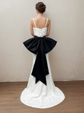 Load image into Gallery viewer, Big Bow Detachable for Wedding Dress with Adjustable Waistband