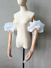 Load image into Gallery viewer, Wedding Sleeves for Bride Detachable Organza with Gloves