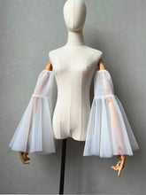 Load image into Gallery viewer, Wedding Sleeves for Dress Tulle Ruched