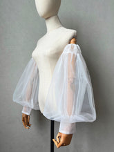 Load image into Gallery viewer, Bridal Sleeves Detachable for Wedding Dress Tulle Finished Edge