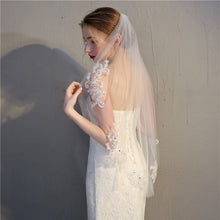 Load image into Gallery viewer, Lace Applique Veil 1 Tier White Ivory Bridal Veils Short