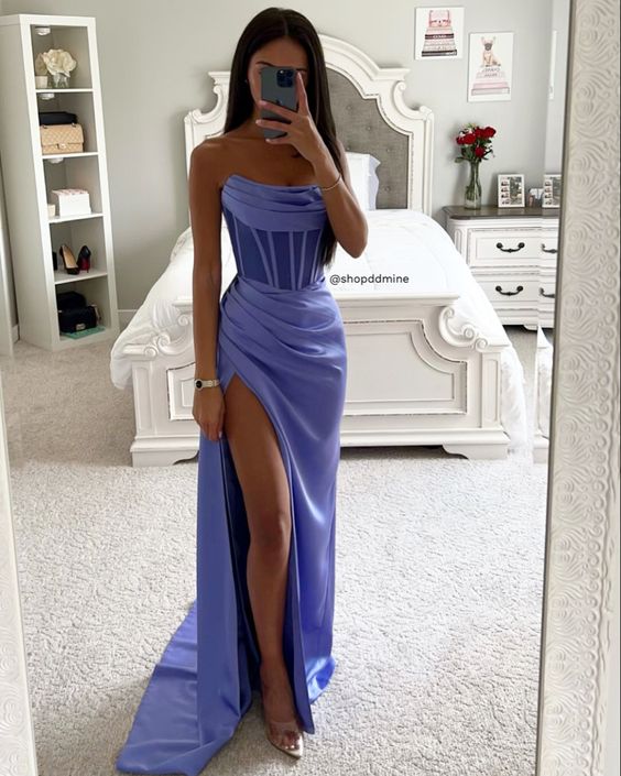Unique Prom Dress 2023 Sheath Strapless Draping Satin with Slit