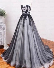Load image into Gallery viewer, Prom Dress 2022 Black Lace Tulle Overlay