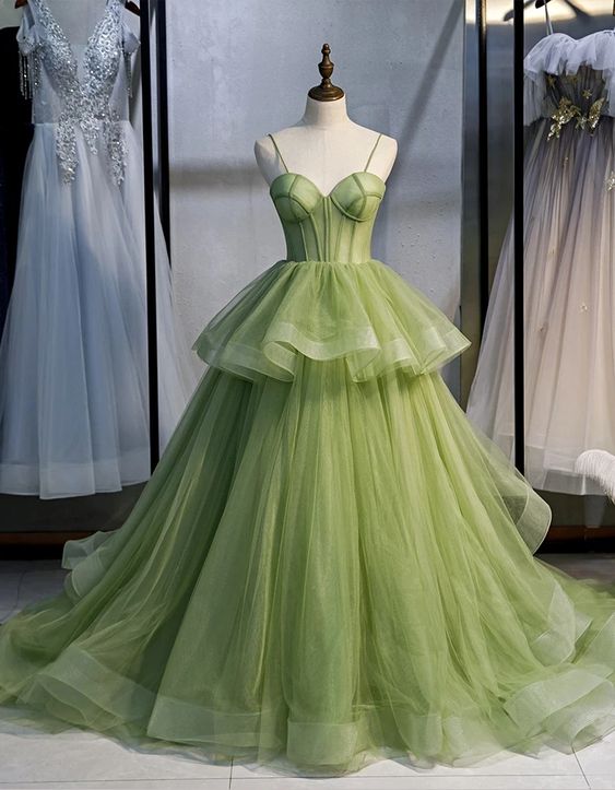 Prom Dress 2022 Ball Gown Spaghetti Straps Olive Green Tulle Tier Skirt Horsehair Trim