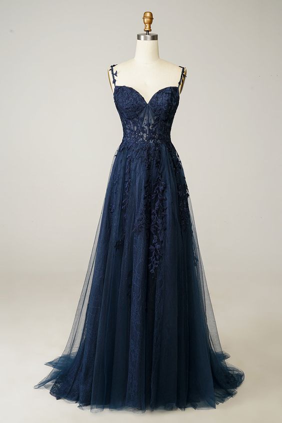 Unique Prom Dress 2023 A-line V Neck Spaghetti Straps Lace Tulle with Appliques 24W / Red