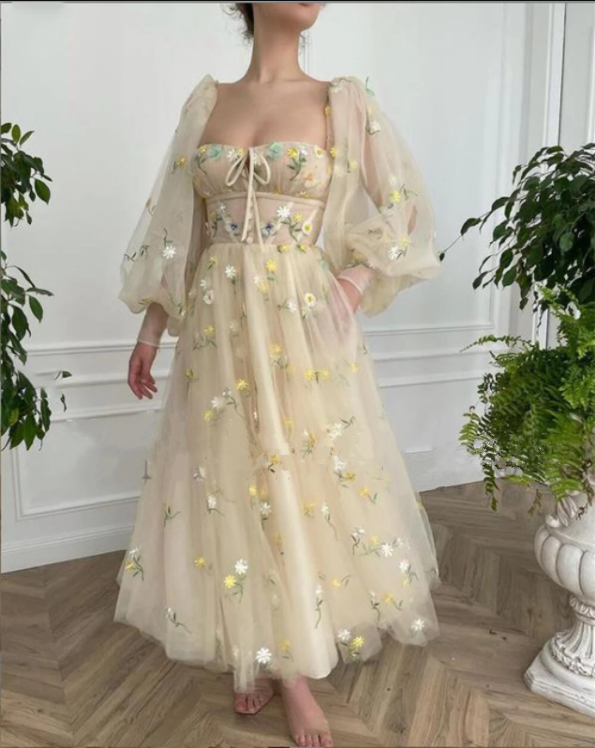 Elegant Prom Dress 2023 A-Line Cream Tulle Long Puff Sleeves Sweetheart Floral Embroidery Corset Back