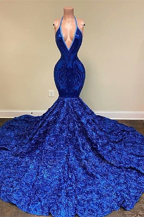 Blue Prom Dress 2023 Mermaid/Trumpet Halter Neck Spaghetti Straps Sequin Rosette Fabric