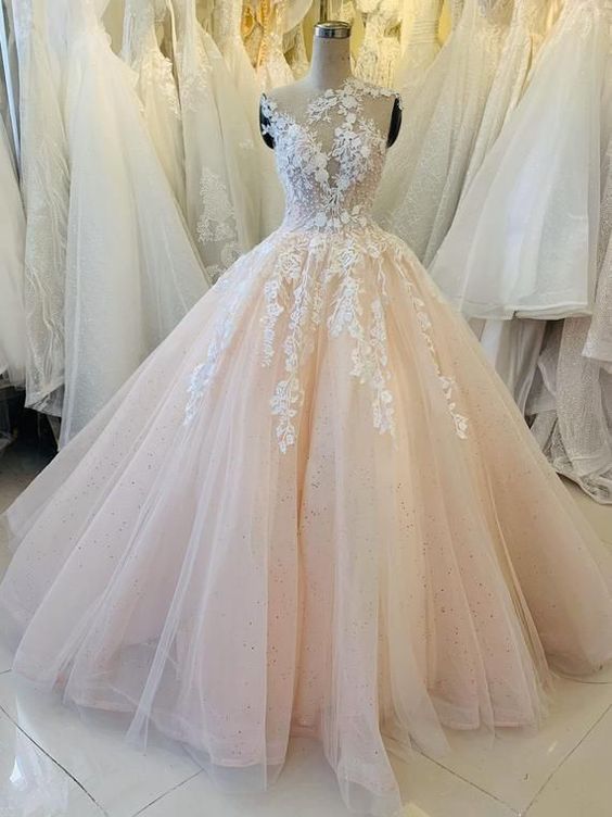 Blush Prom Dress 2023  Elegant Sleeveless V Neck Tulle with Appliques