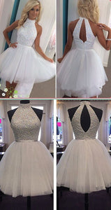 White Homecoming Dress 2021 Halter Neck Luxurious Short / Mini Tulle Party Dress Sexy