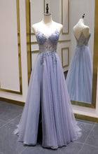 Load image into Gallery viewer, Prom Dress 2023 V Neck Spaghetti Straps V Back Beaded Tulle with Pleats Slit