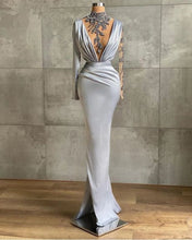 Load image into Gallery viewer, Stylish Prom Dress 2023 Sheath/Column Plunging Neck Long Sleeves Beaded