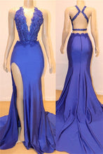 Load image into Gallery viewer, Prom Dress 2023 Mermaid/Trumpet V Neck Beautiful Back Satin with Slit