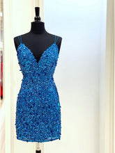 Load image into Gallery viewer, Blue Homecoming Dress 2022 Short Bodycon V Neck Spaghetti with Seqiun
