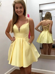 Yellow Homecoming Dress 2021 A Line V Neck Sleeveless Short / Mini Satin Lace Up Sexy Summer