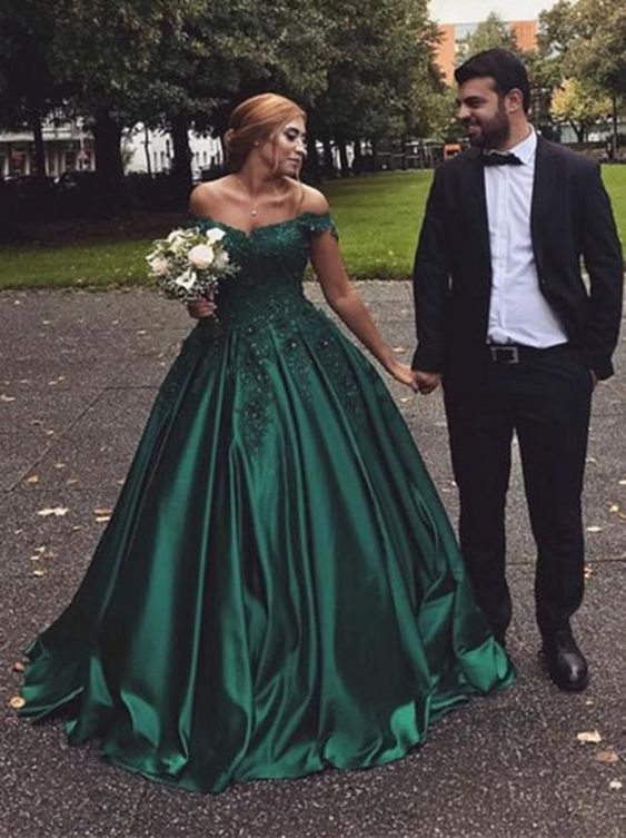 Ball Gown Green Prom Dress 2022 Off-shoulder Satin with Embroidery