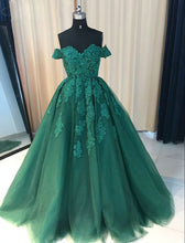 Load image into Gallery viewer, Ball Gown Green Prom Dress 2022 Off-shoulder V-Neck Tulle Lace Appliques